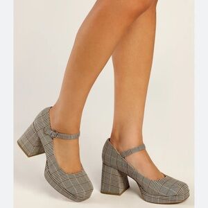 Steve Madden Mingle Pumps